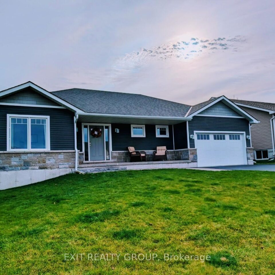 25 Meagan Lane, Quinte West