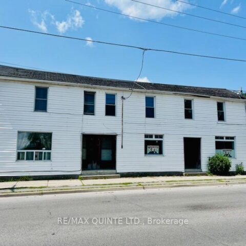 92 Moira Street E, Belleville